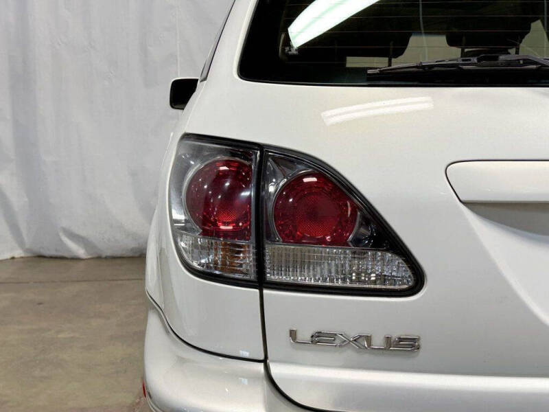 2003 Lexus RX 300