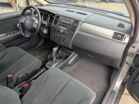 2012 Nissan Versa 1.8 S