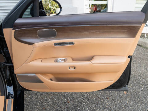 2023 Genesis G90 3.5T e-Supercharger