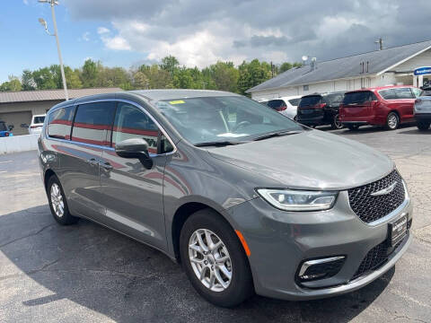 2023 Chrysler Pacifica Touring L