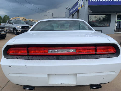 2013 Dodge Challenger SXT Plus