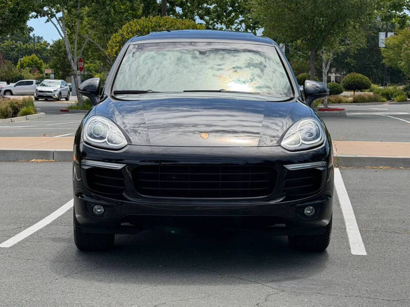 2016 Porsche Cayenne S E-Hybrid