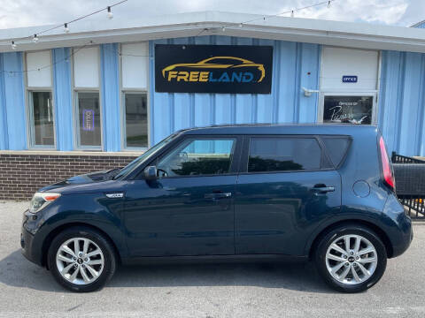 2017 Kia Soul +