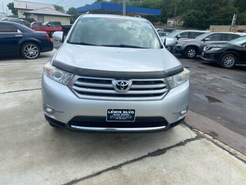 2011 Toyota Highlander for sale at Lewis Blvd Auto Sales in Sioux City IA