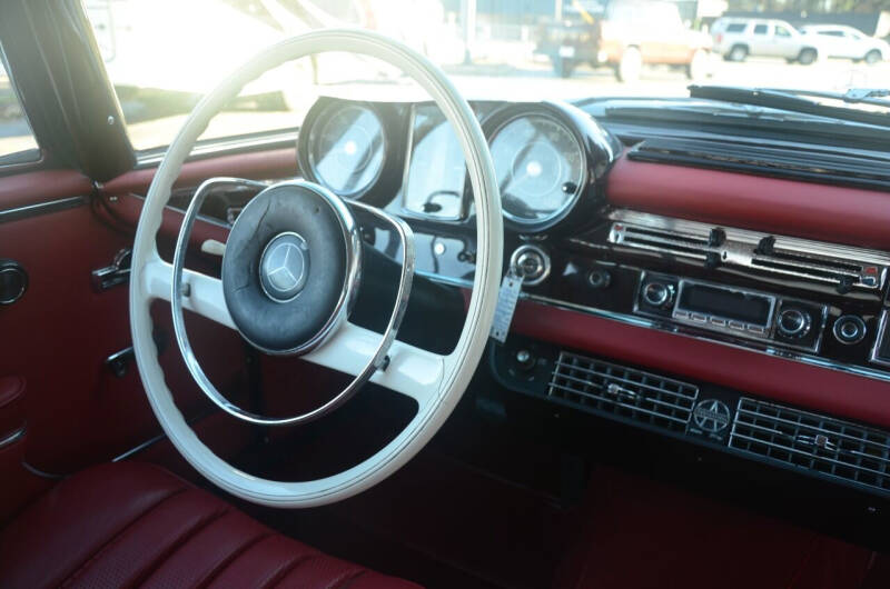 1964 Mercedes-Benz 220SEb