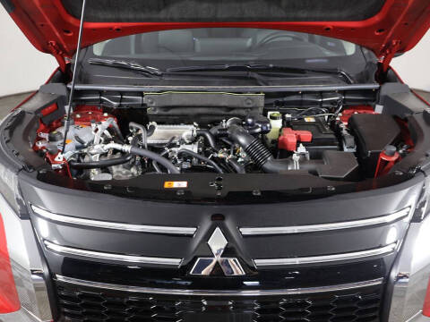 2026 Mitsubishi Outlander ES