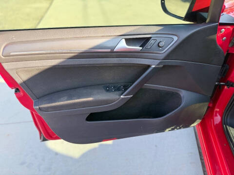 2020 Volkswagen Golf GTI S