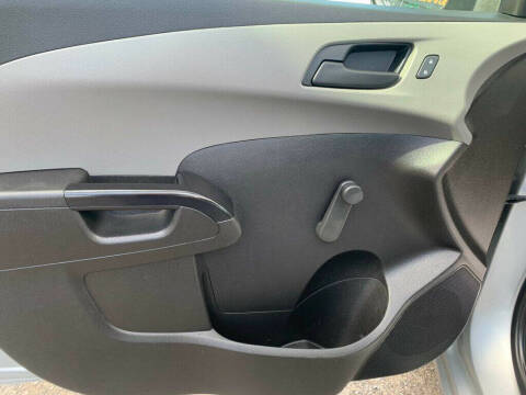 2019 Chevrolet Sonic LS Auto