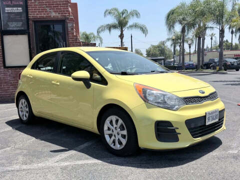 2016 Kia Rio 5-Door LX