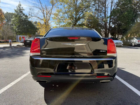 2018 Chrysler 300 Limited