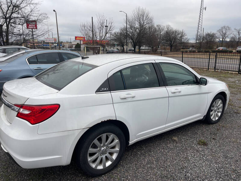 2013 Chrysler 200 Touring