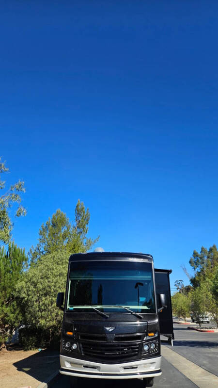 2018 Fleetwood Bounder