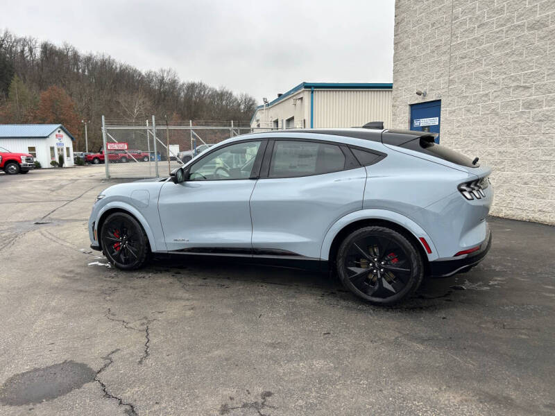 2025 Ford Mustang Mach-E GT