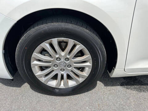 2017 Toyota Sienna