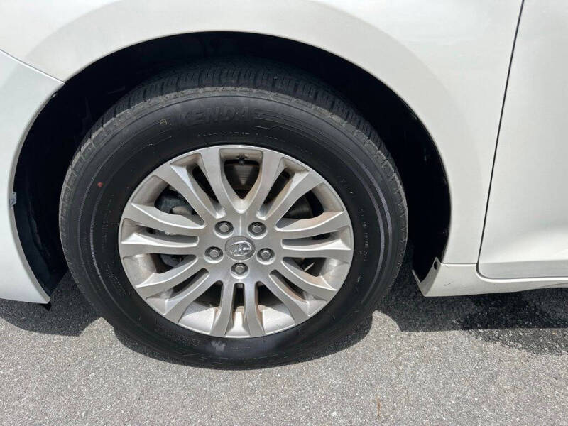 2017 Toyota Sienna
