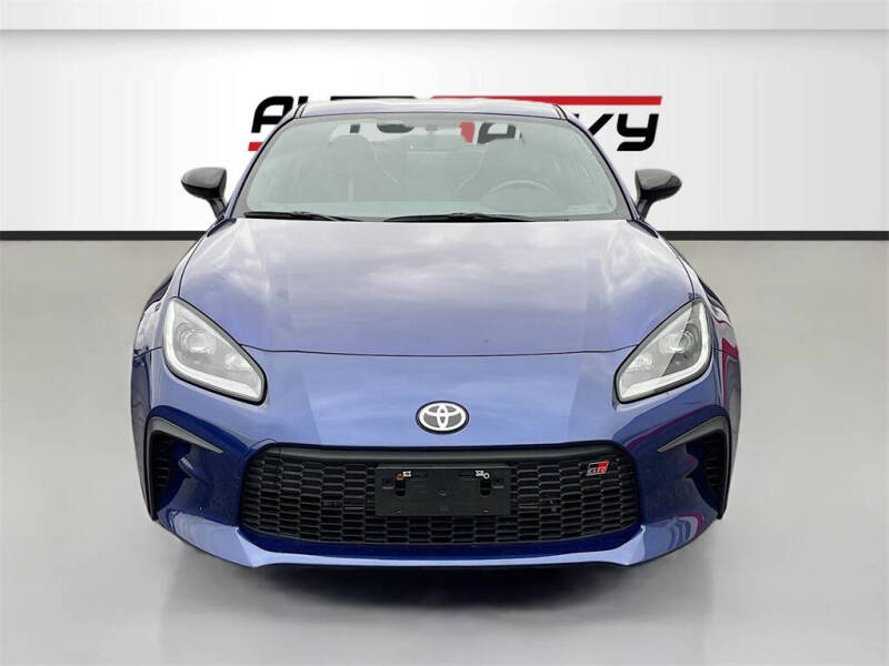 2024 Toyota GR86 Premium