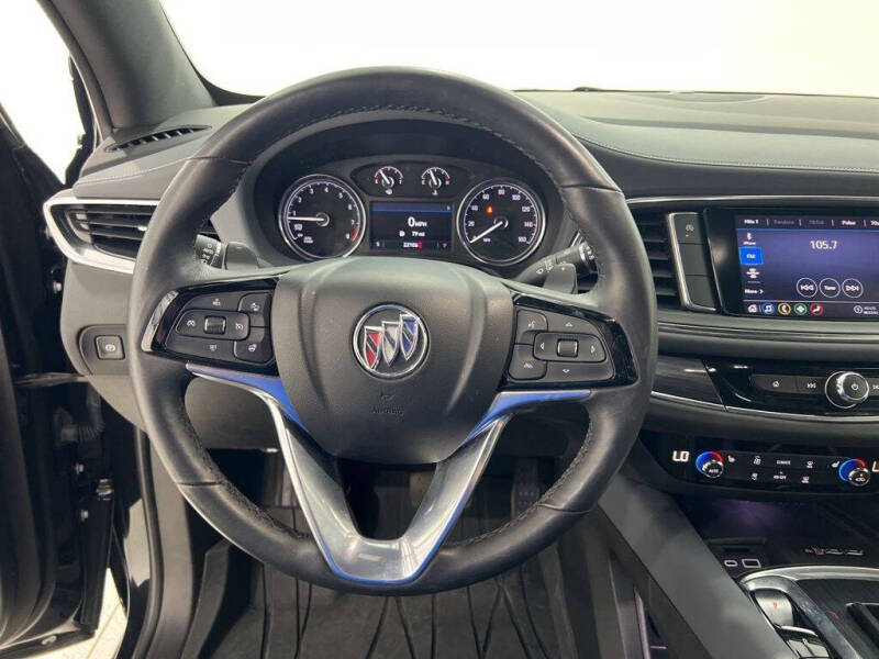 2024 Buick Enclave Essence