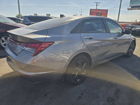 2023 Hyundai Elantra Hybrid Blue