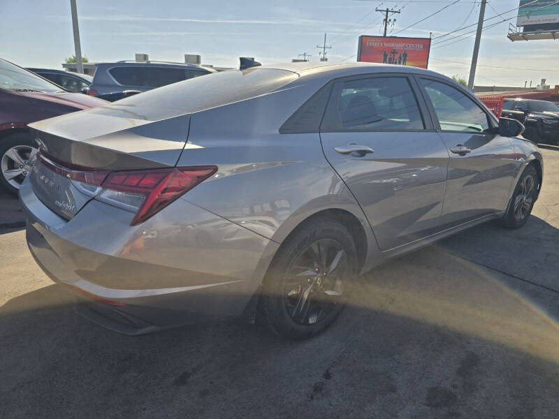 2023 Hyundai Elantra Hybrid Blue