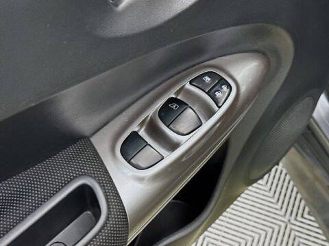 2012 Nissan JUKE S