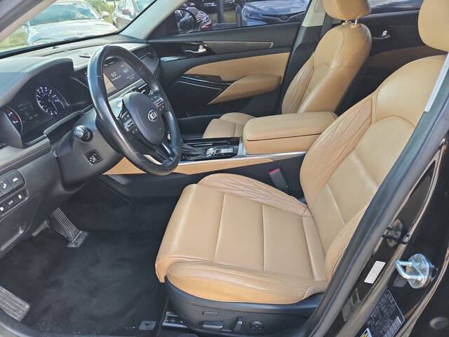 2020 Kia Cadenza Limited