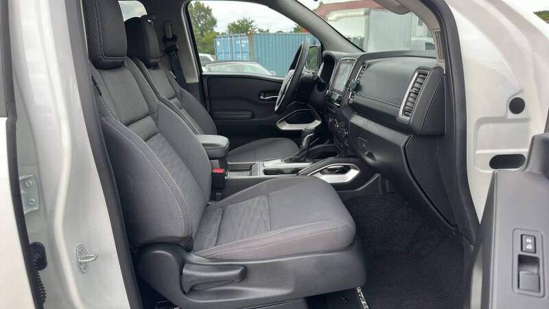 2024 Nissan Frontier