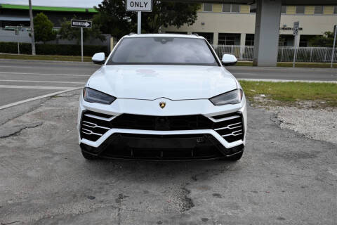 2022 Lamborghini Urus