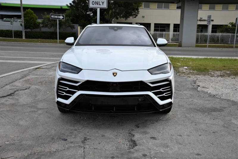 2022 Lamborghini Urus