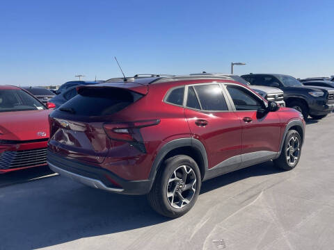 2025 Chevrolet Trax LT