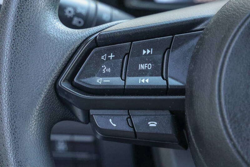 2019 Toyota Yaris LE