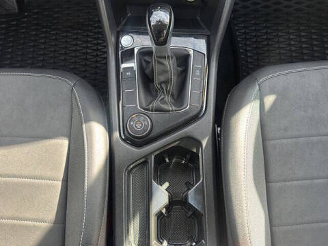 2024 Volkswagen Taos SE 4Motion