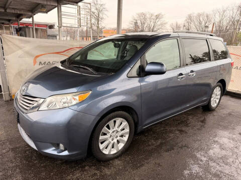 2015 Toyota Sienna