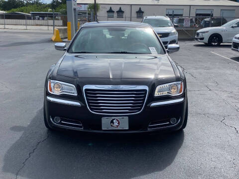 2013 Chrysler 300 C