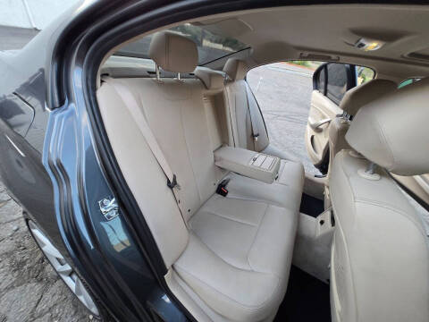 2012 BMW 3 Series 328i