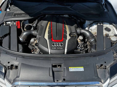 2014 Audi S8 4.0T quattro