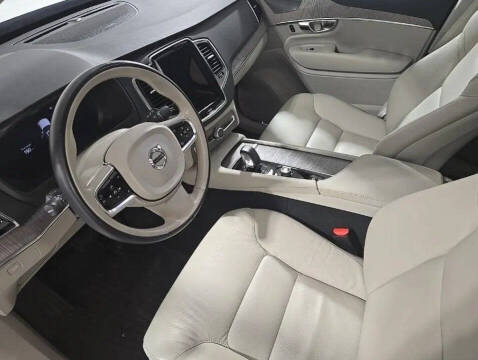 2024 Volvo XC90 B6 Plus Bright Theme 6P