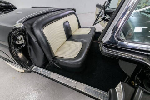 1956 Ford Thunderbird