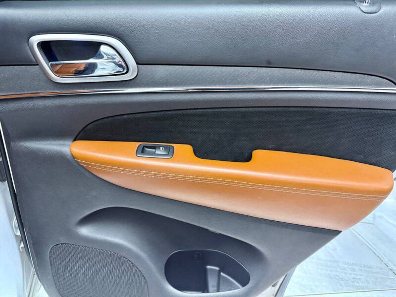 2015 Jeep Grand Cherokee SRT