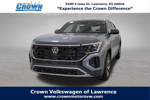 2024 Volkswagen Atlas Cross Sport for sale at Crown Automotive of Lawrence Kansas in Lawrence KS