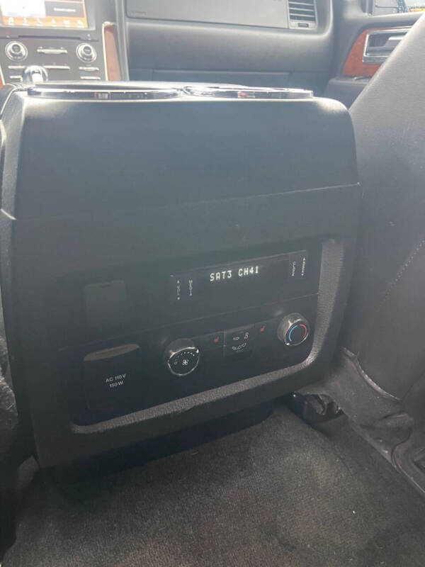 2016 Lincoln Navigator Select