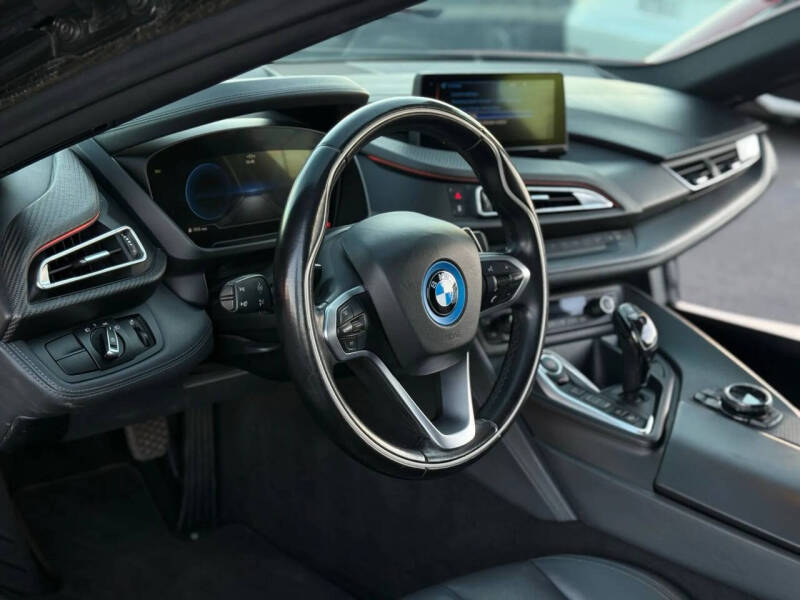2017 BMW i8