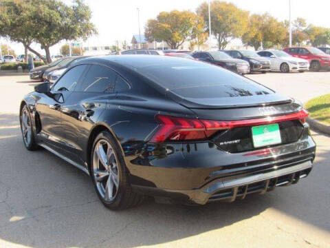 2023 Audi e-tron GT quattro Premium Plus