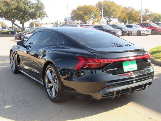 2023 Audi e-tron GT quattro Premium Plus