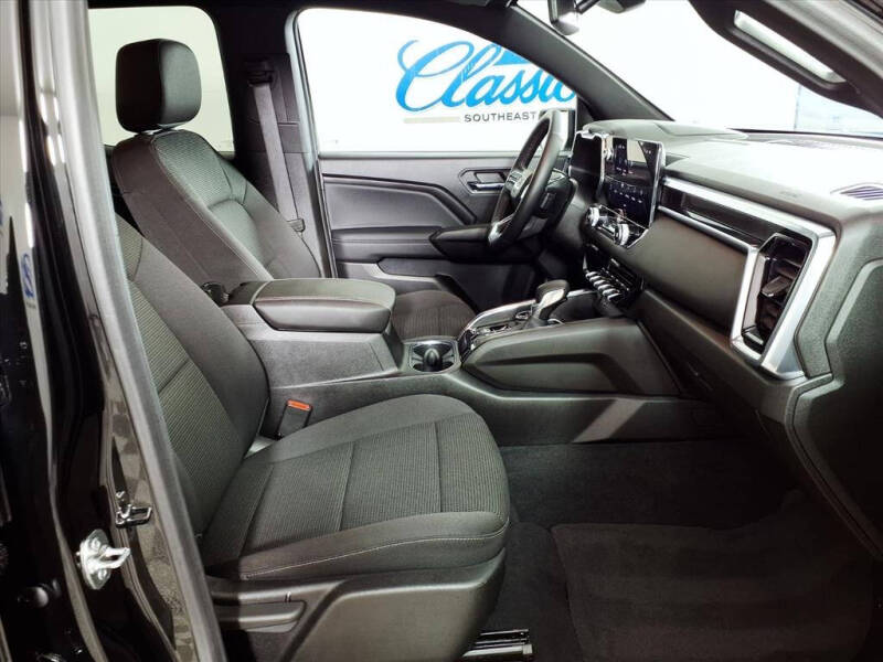 2024 GMC Canyon Elevation