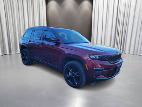 2023 Jeep Grand Cherokee for sale at Chicago Auto Network in Mokena IL