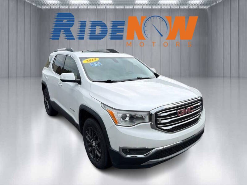 2019 GMC Acadia SLT-1