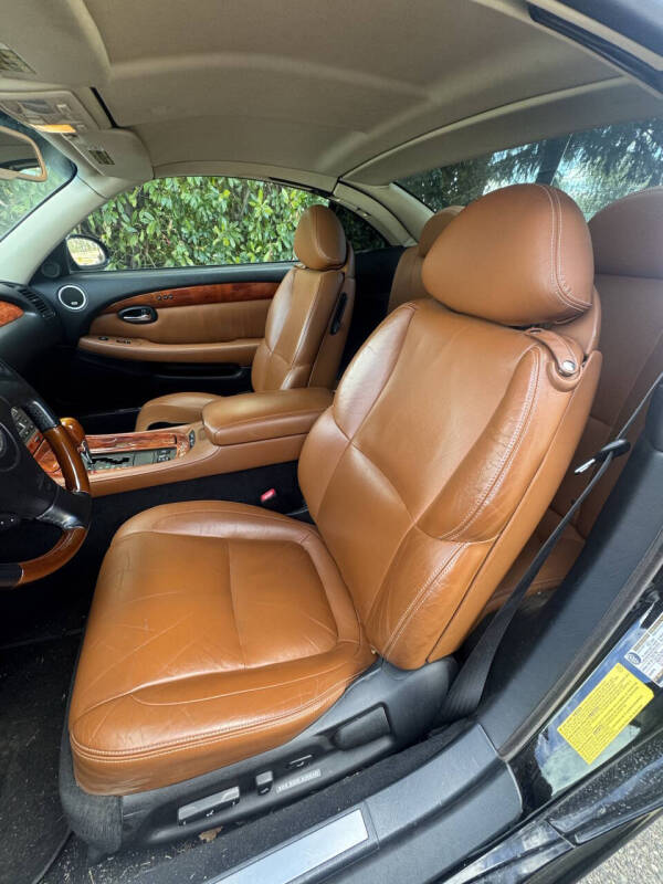 2005 Lexus SC 430