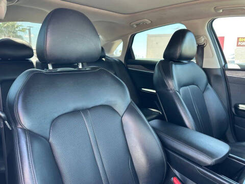 2021 Kia K5 EX