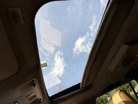 2017 Cadillac Escalade ESV Platinum