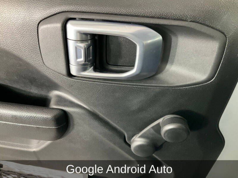 2022 Jeep Gladiator Sport